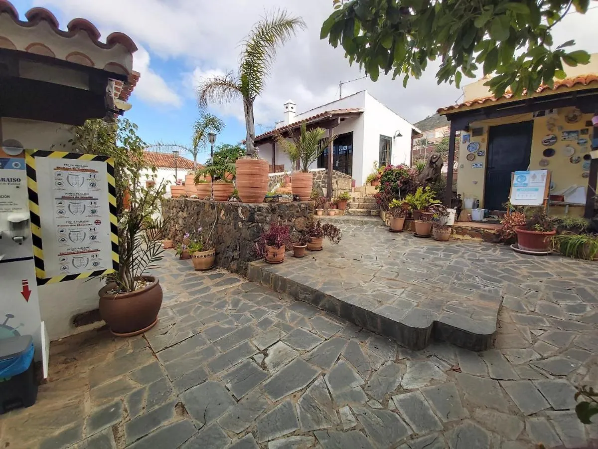Remarkable 4-Bed Villa La Laguna  Spain
