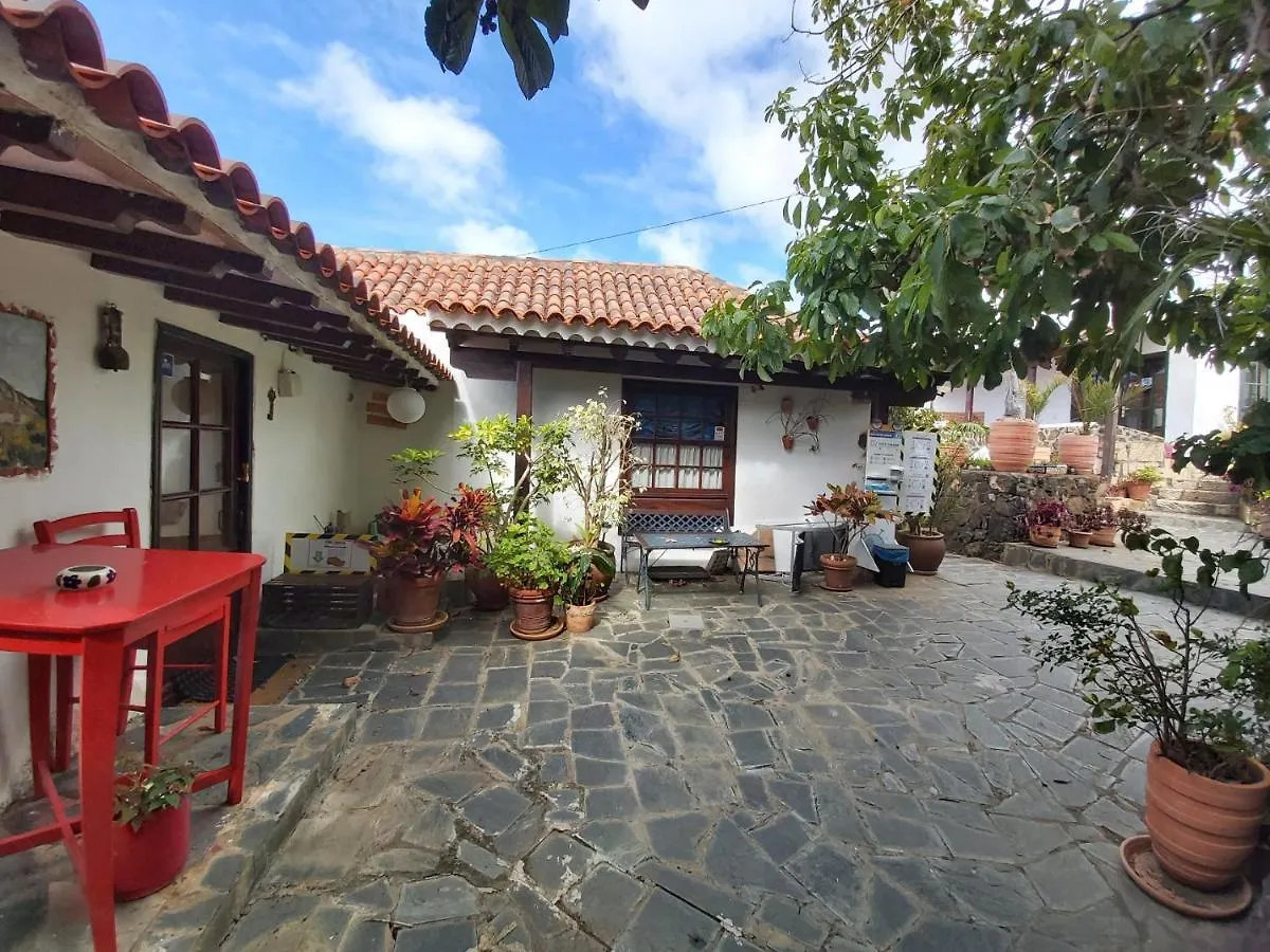 Remarkable 4-Bed Villa La Laguna